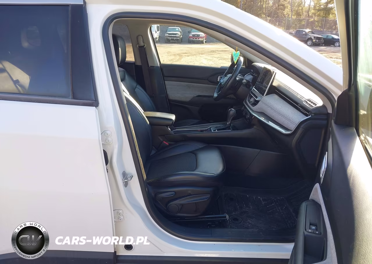 2022 Jeep Compass Latitude 4X4 VIN:3C4NJDBB9NT207974 - 5