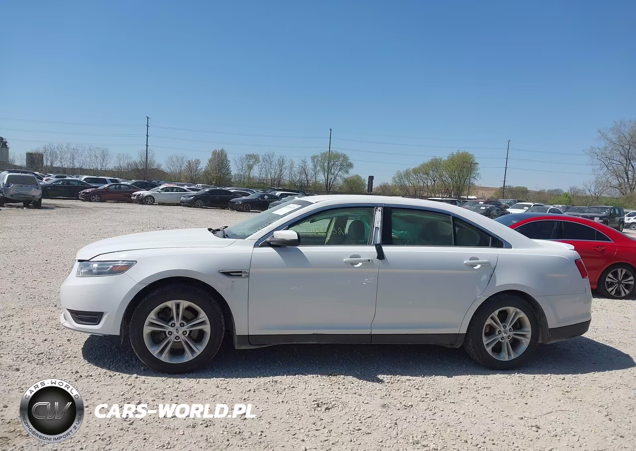 2016 Ford Taurus Sel VIN:1FAHP2E8XGG156174 - 14