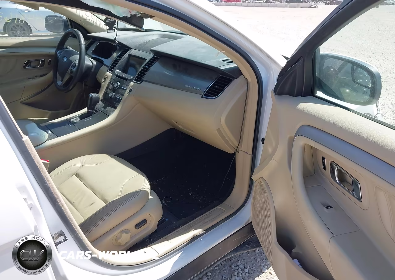 2016 Ford Taurus Sel VIN:1FAHP2E8XGG156174 - 5