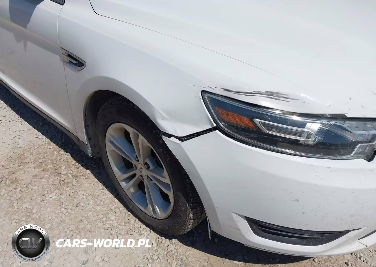 2016 Ford Taurus Sel VIN:1FAHP2E8XGG156174 - 6