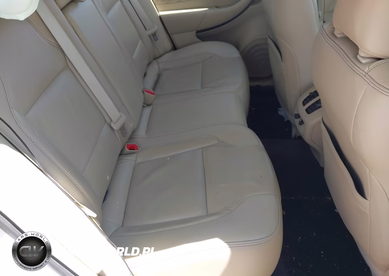 2016 Ford Taurus Sel VIN:1FAHP2E8XGG156174 - 8