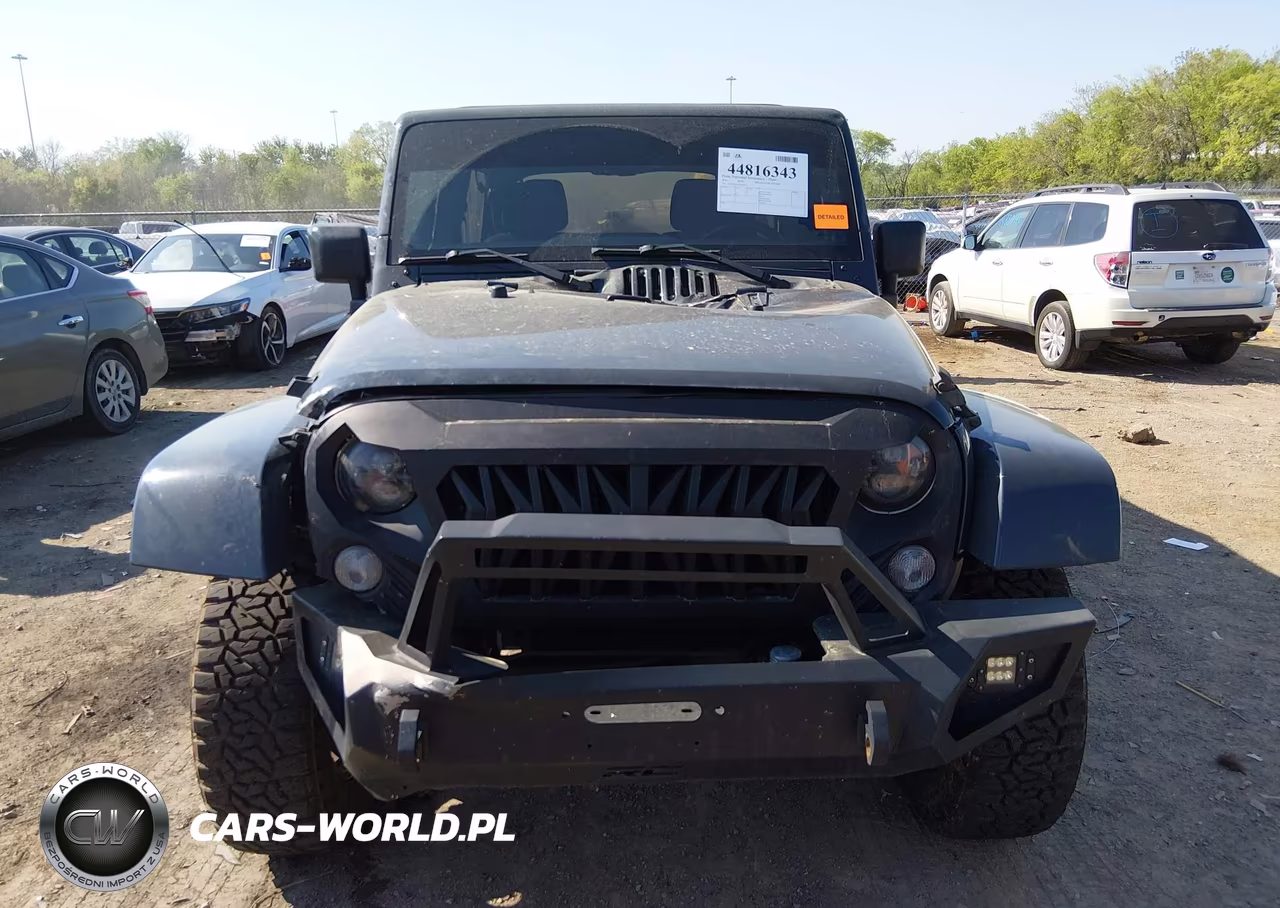 2016 Jeep Wrangler Unlimited Sahara VIN:1C4HJWEG3GL236918 - 12