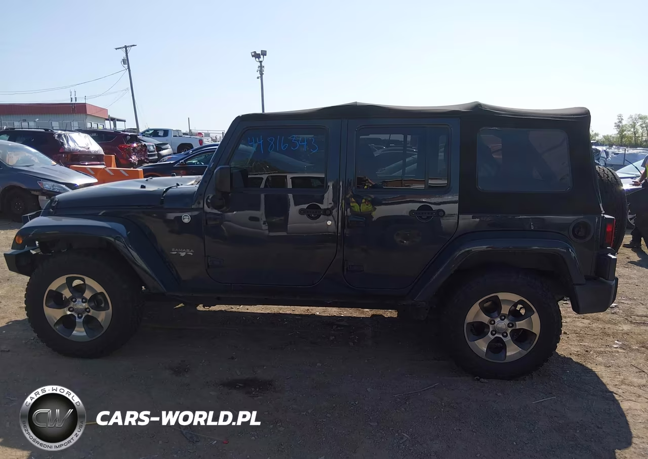 2016 Jeep Wrangler Unlimited Sahara VIN:1C4HJWEG3GL236918 - 14