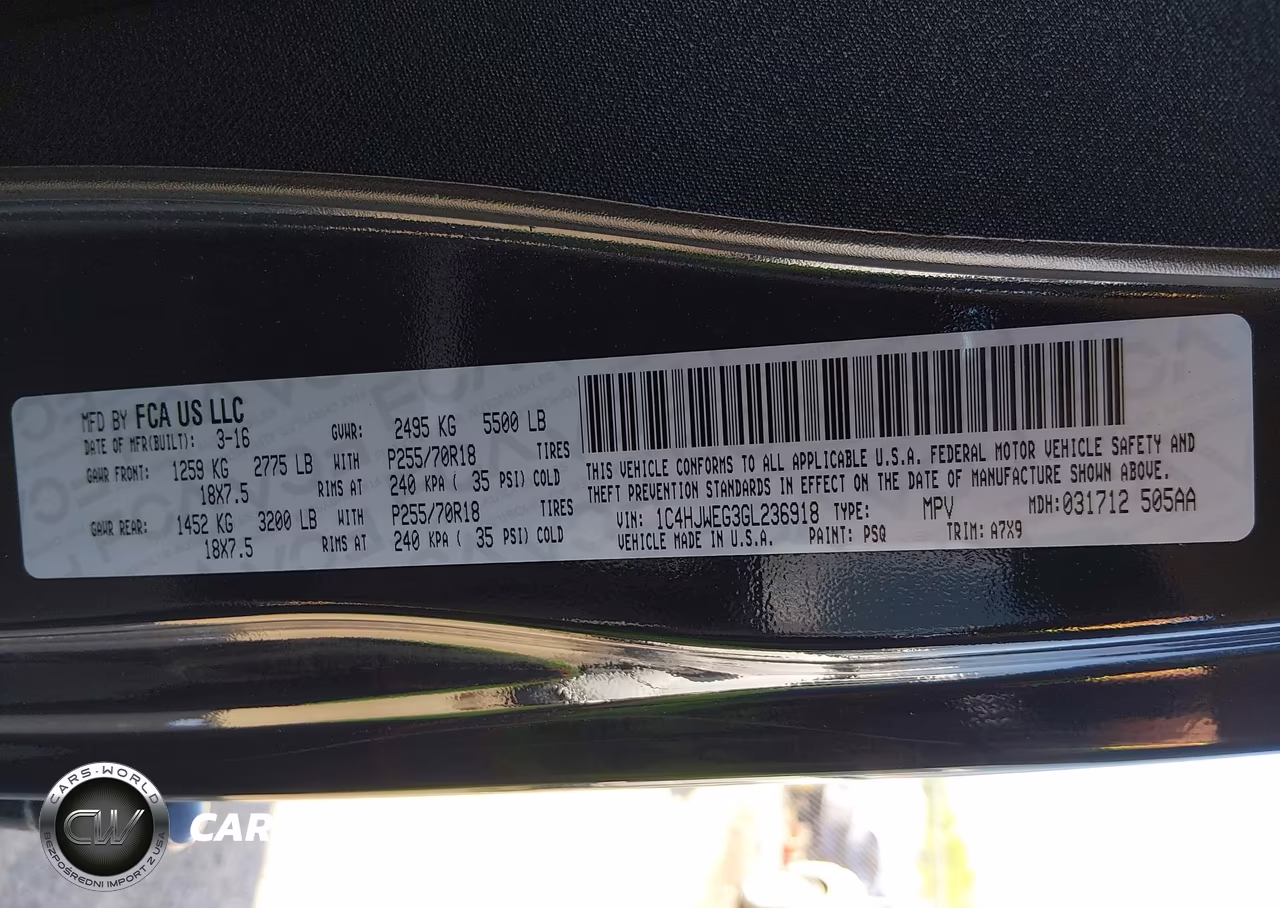 2016 Jeep Wrangler Unlimited Sahara VIN:1C4HJWEG3GL236918 - 9