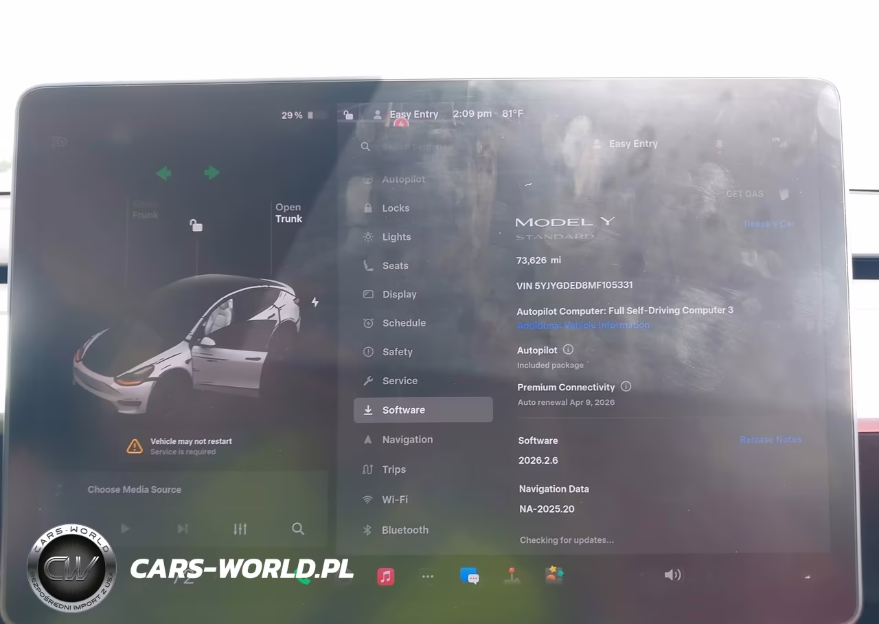 2021 Tesla Model Y Standard Range Rear-Wheel Drive VIN:5YJYGDED8MF105331 - 17