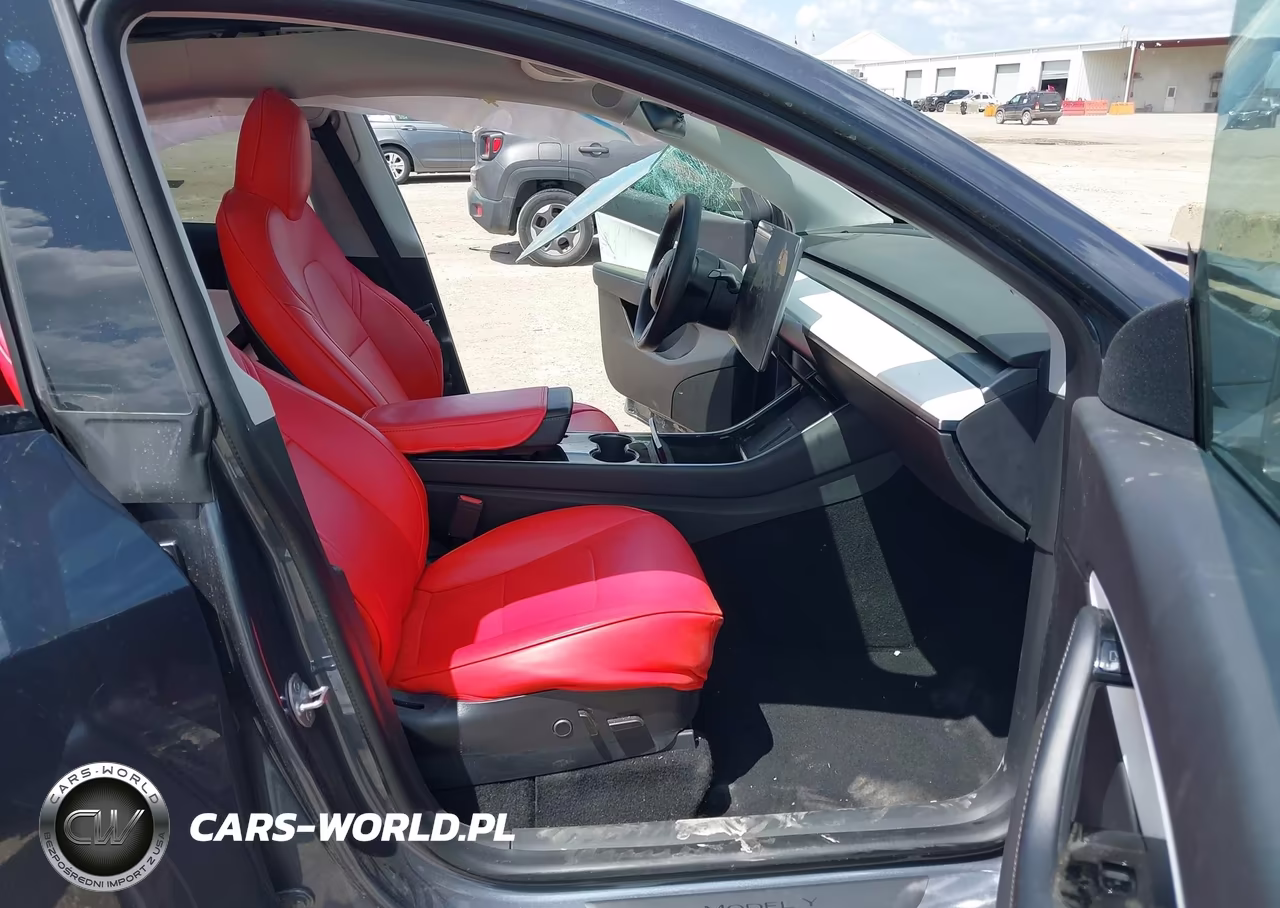 2021 Tesla Model Y Standard Range Rear-Wheel Drive VIN:5YJYGDED8MF105331 - 5