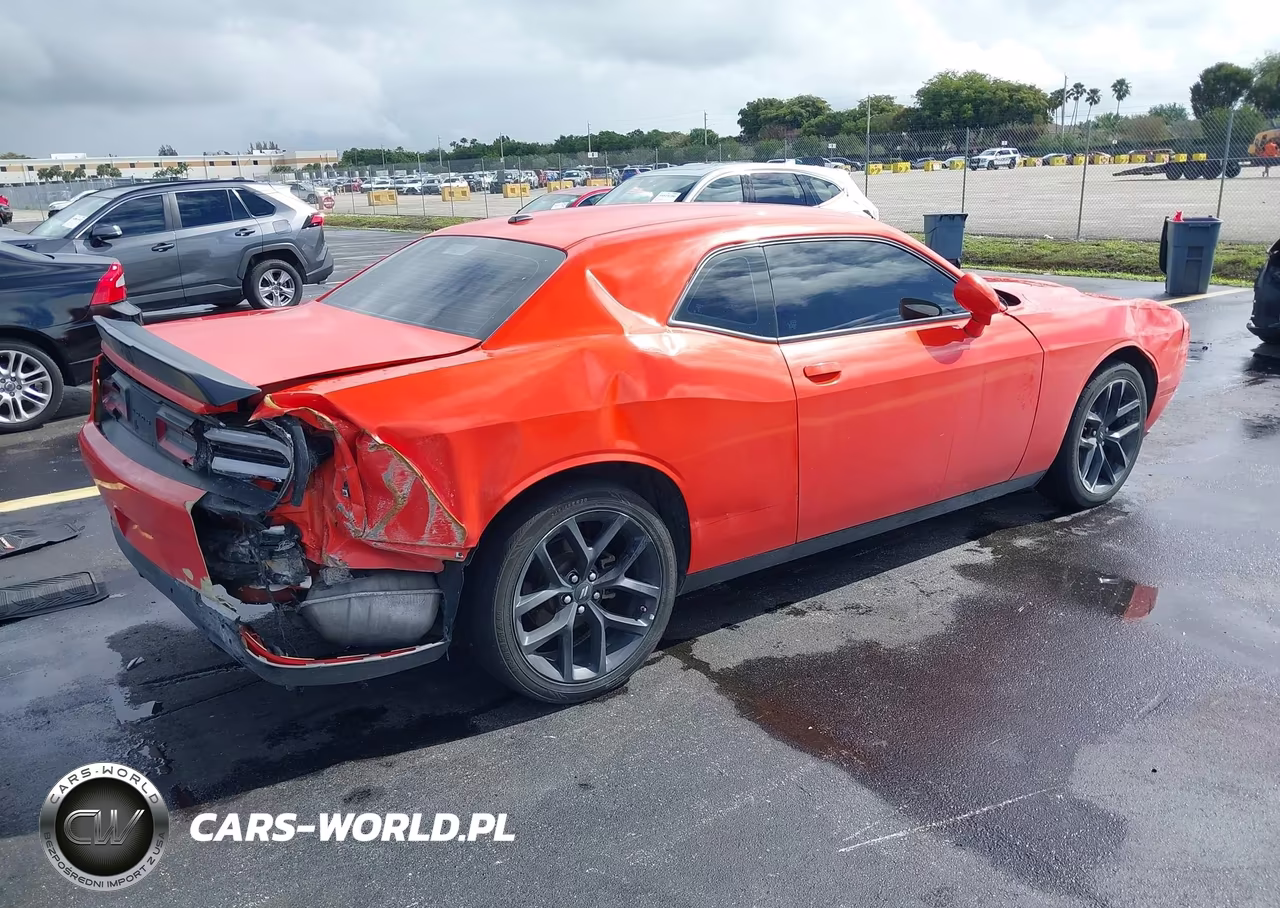 2022 Dodge Challenger Sxt VIN:2C3CDZAG0NH238438 - 4
