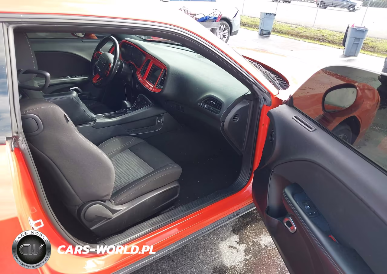 2022 Dodge Challenger Sxt VIN:2C3CDZAG0NH238438 - 5