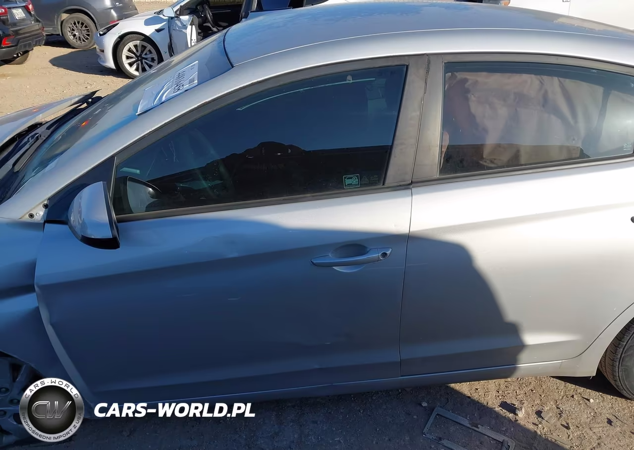 2020 Hyundai Elantra Se VIN:5NPD74LF2LH525833 - 15