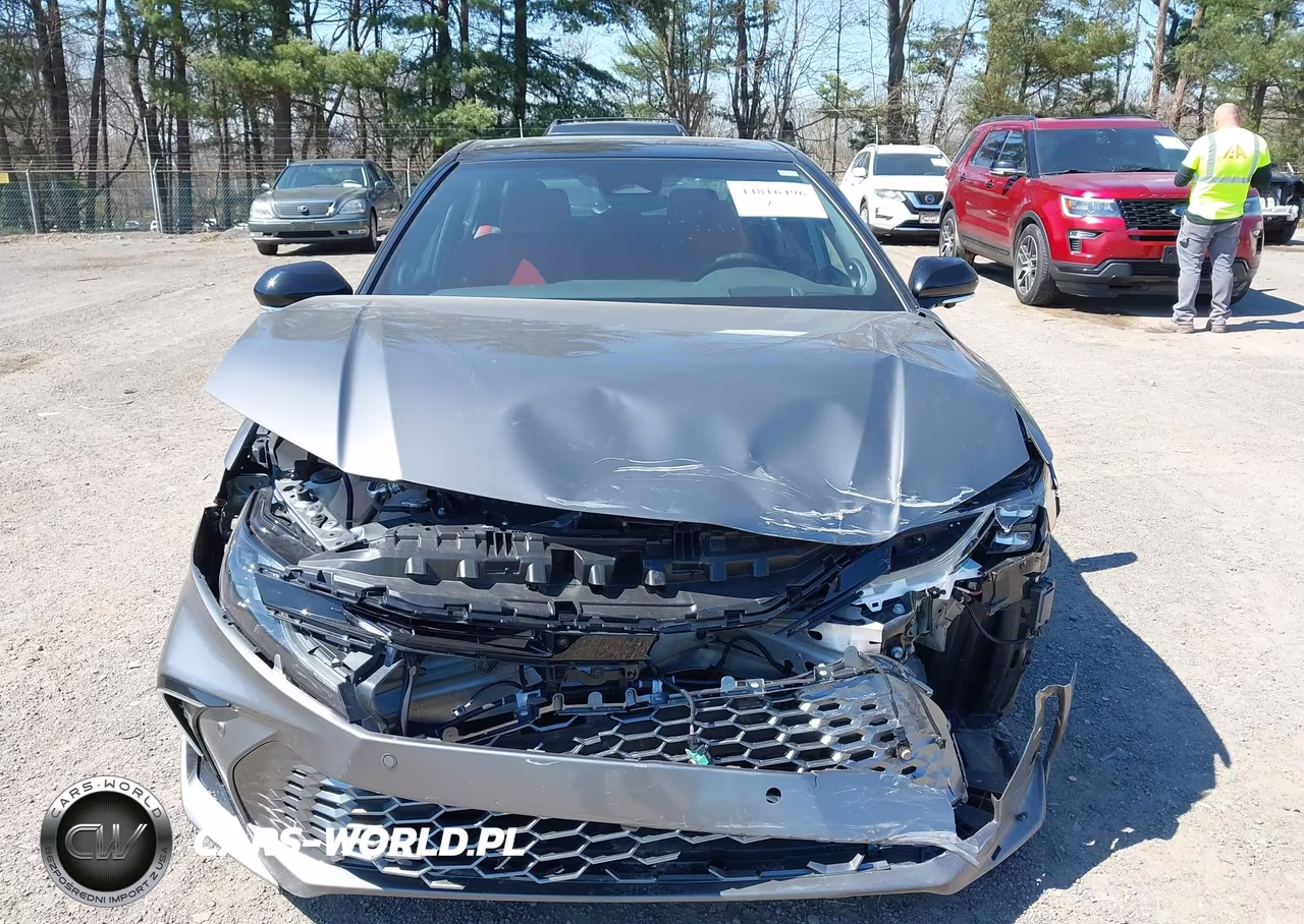 2025 Toyota Camry Xse VIN:4T1DBADK3SU524358 - 13