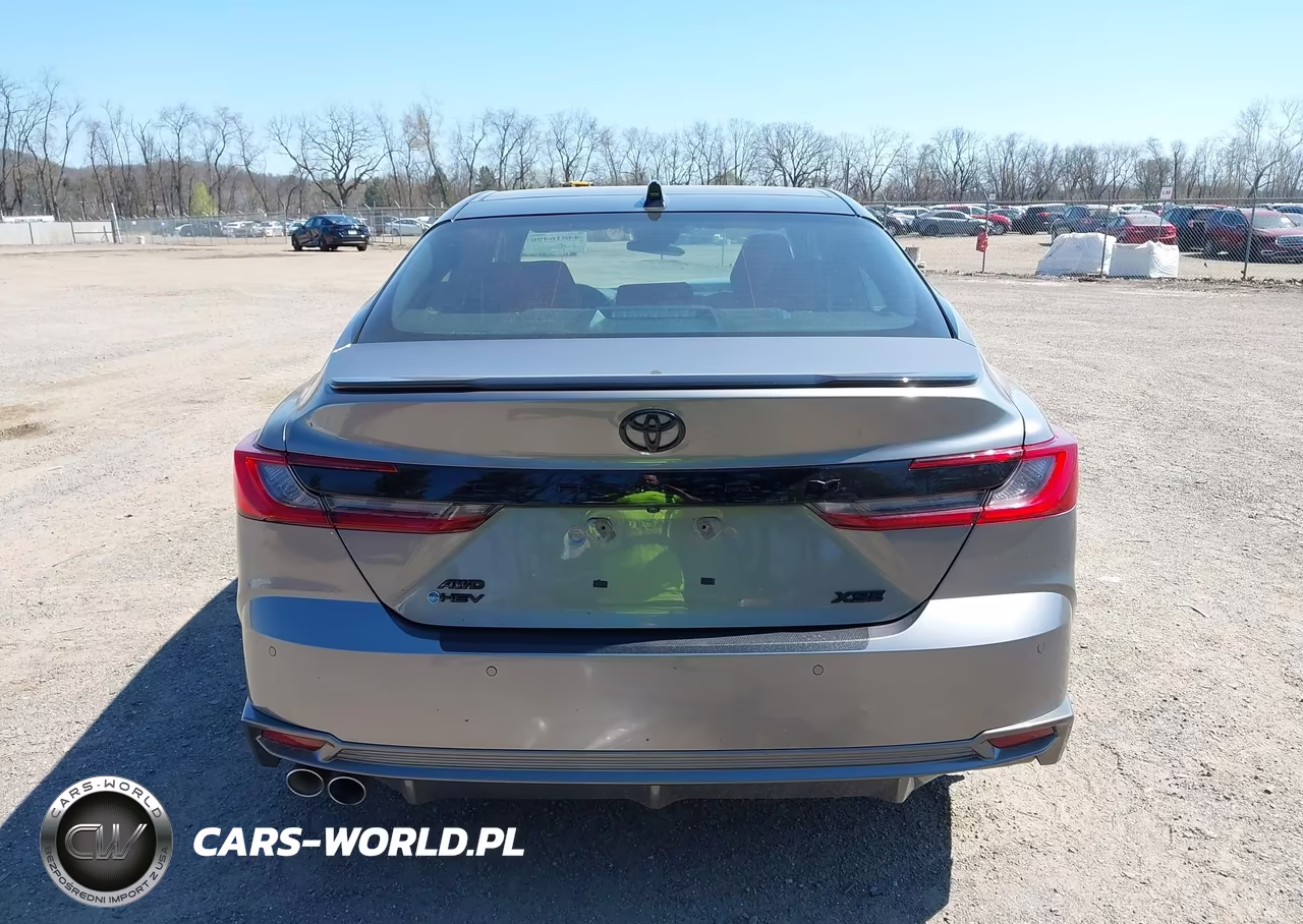 2025 Toyota Camry Xse VIN:4T1DBADK3SU524358 - 17