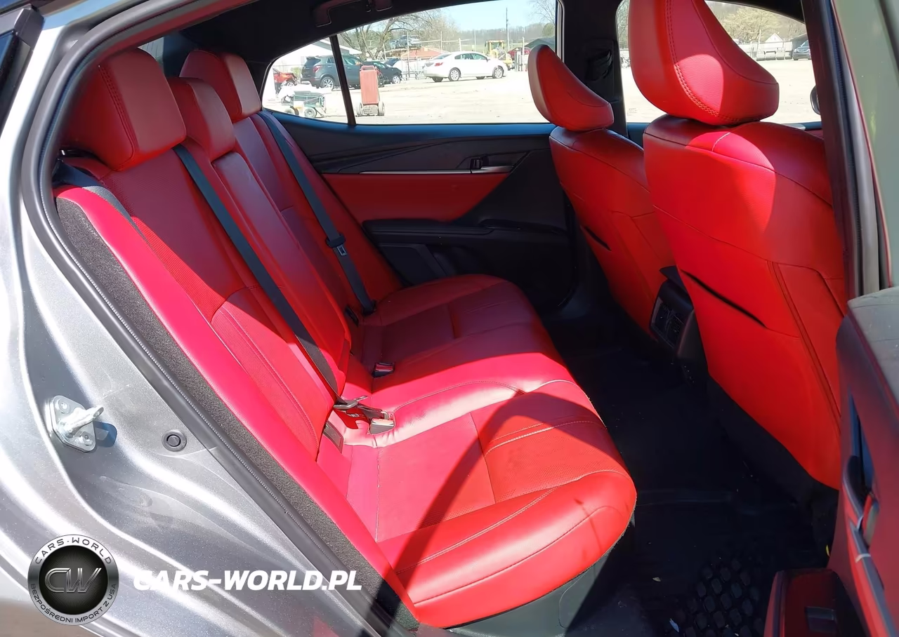 2025 Toyota Camry Xse VIN:4T1DBADK3SU524358 - 8