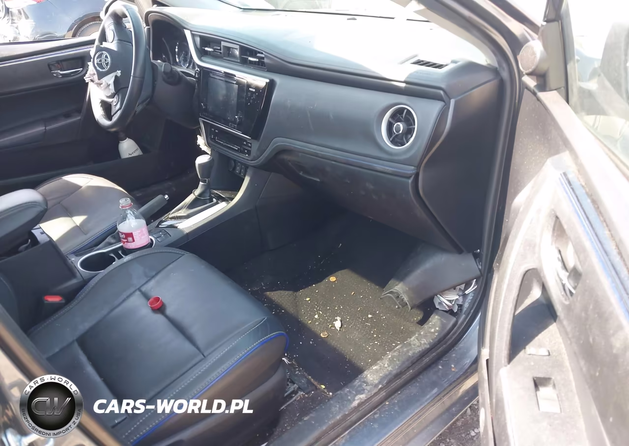 2017 Toyota Corolla Xse VIN:2T1BURHEXHC916395 - 5
