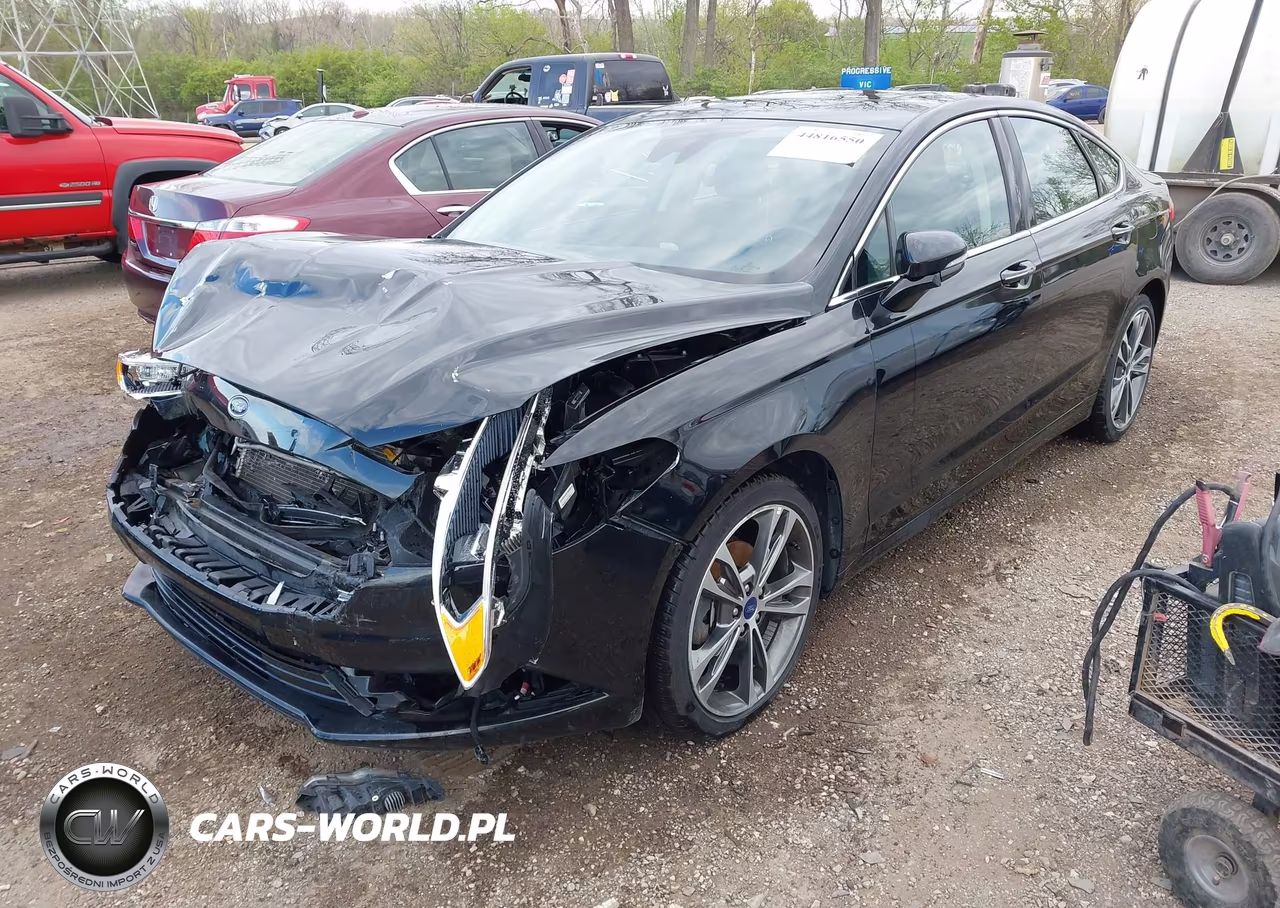 2017 Ford Fusion Titanium VIN:3FA6P0K96HR402771 - 2