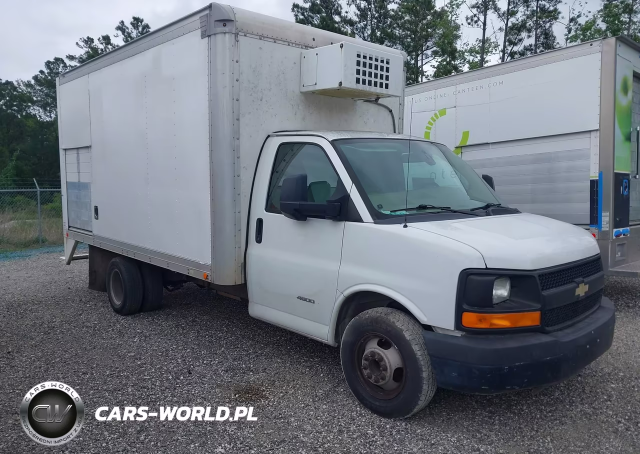 2015 Chevrolet Express Cutaway 4500