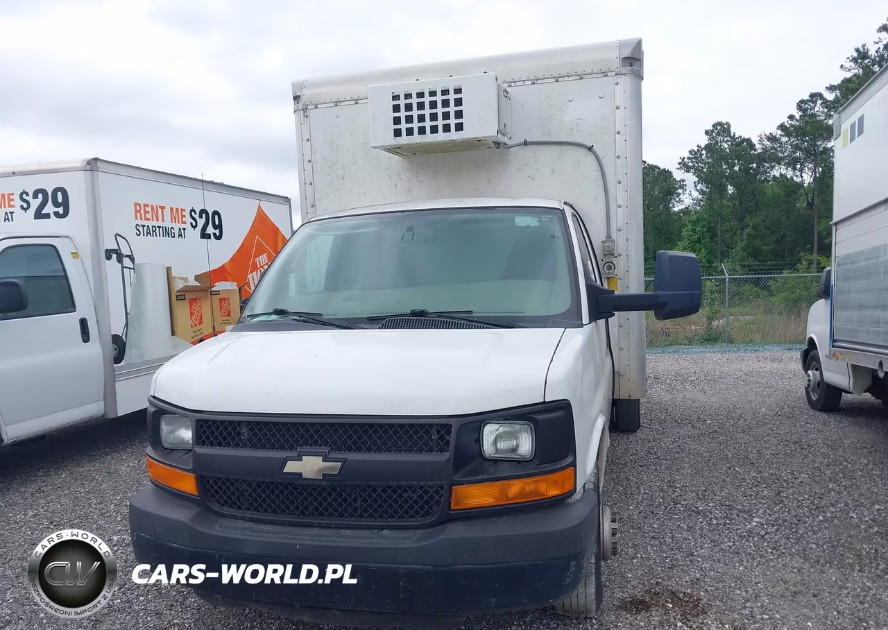 2015 Chevrolet Express Cutaway 4500 VIN:1GB6G5CG2F1143504 - 12