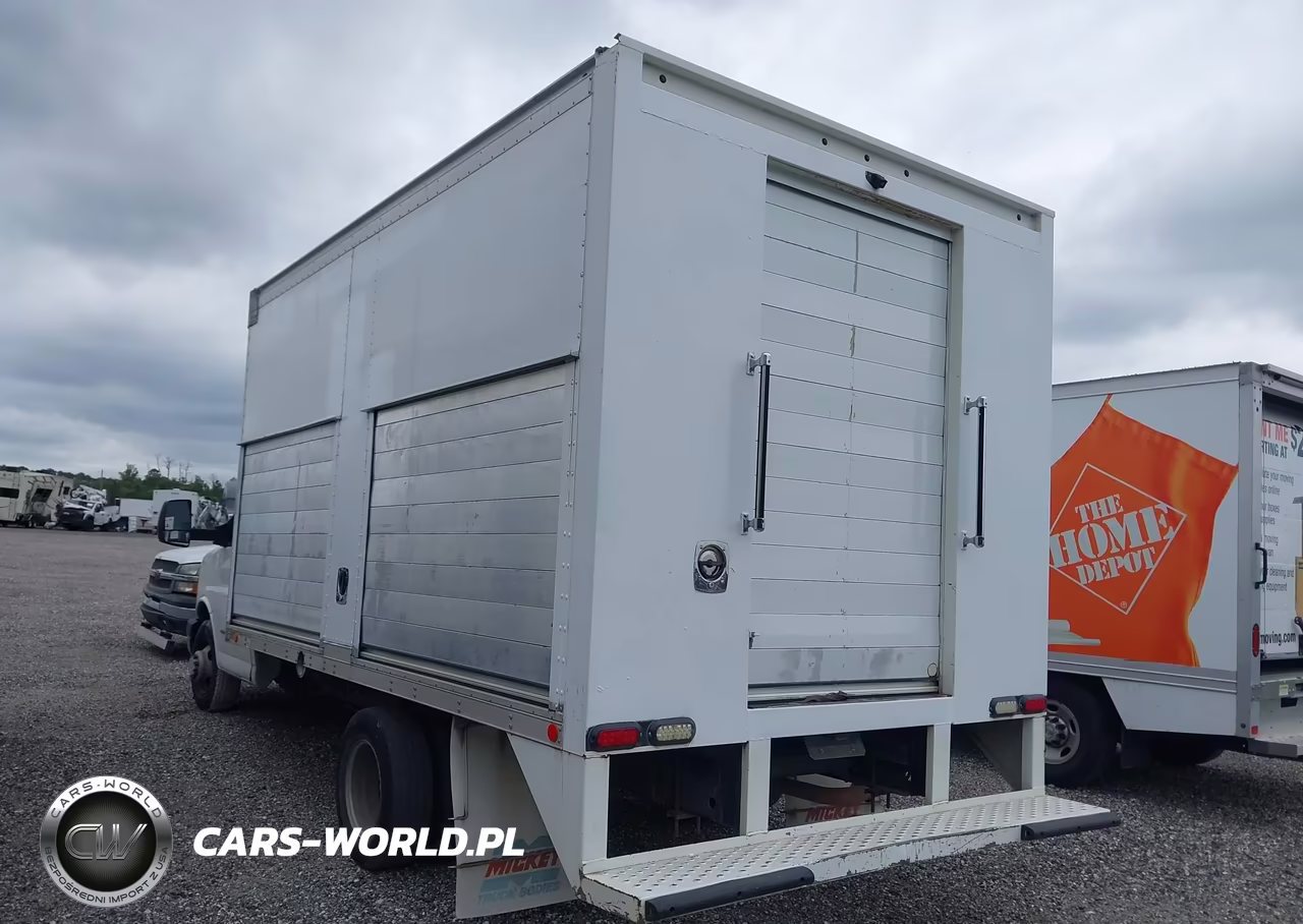 2015 Chevrolet Express Cutaway 4500 VIN:1GB6G5CG2F1143504 - 3