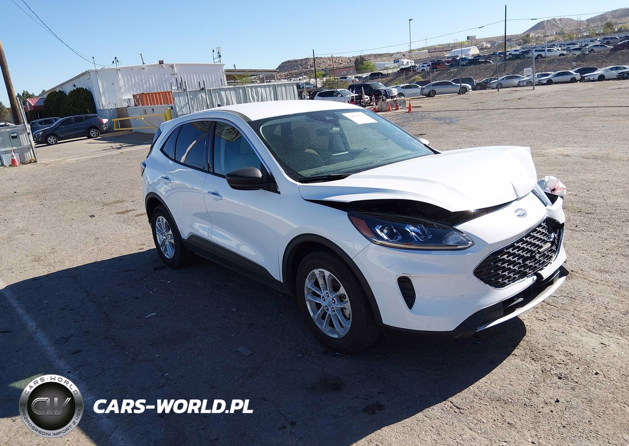 2022 Ford Escape Se