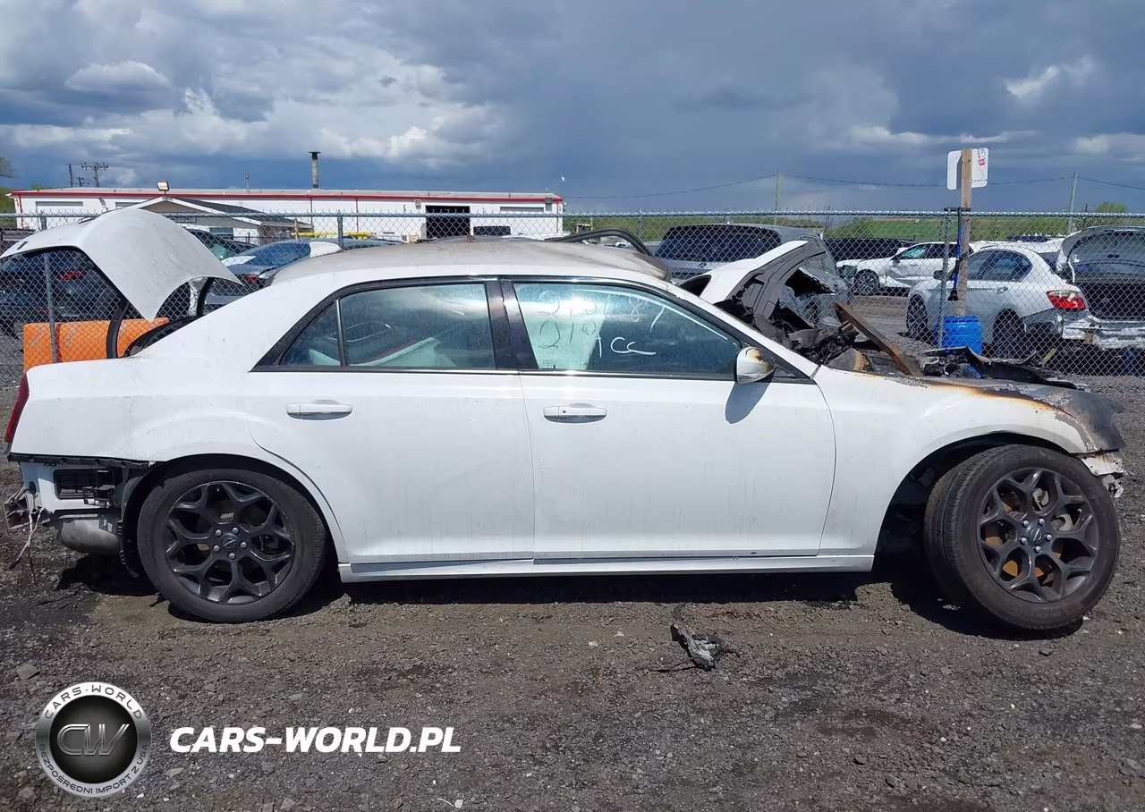 2022 Chrysler 300 Touring L Awd VIN:2C3CCASG8NH203925 - 13