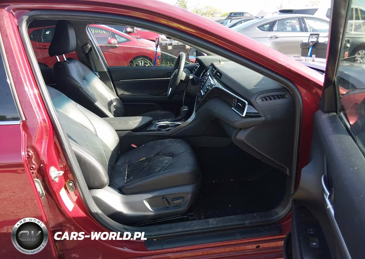 2018 Toyota Camry Hybrid Xle VIN:4T1B21HK7JU506168 - 5