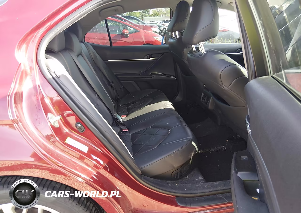 2018 Toyota Camry Hybrid Xle VIN:4T1B21HK7JU506168 - 8