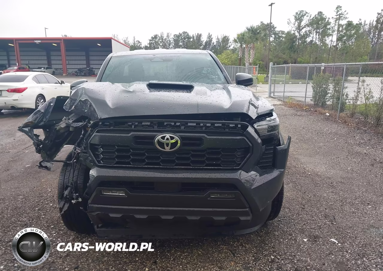 2025 Toyota Tacoma Trd Sport VIN:3TYLB5JN4ST070653 - 12