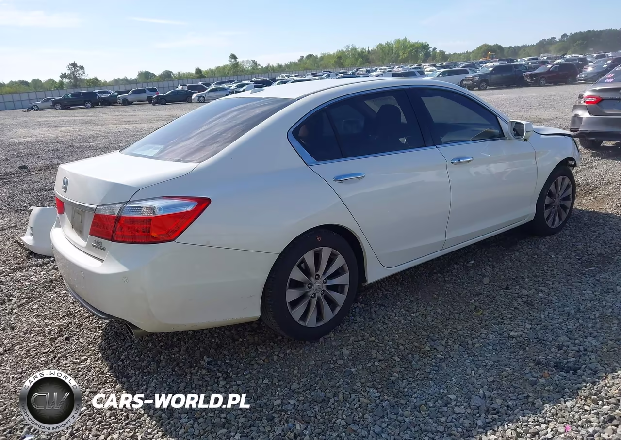 2013 Honda Accord Touring VIN:1HGCR3F96DA024816 - 4