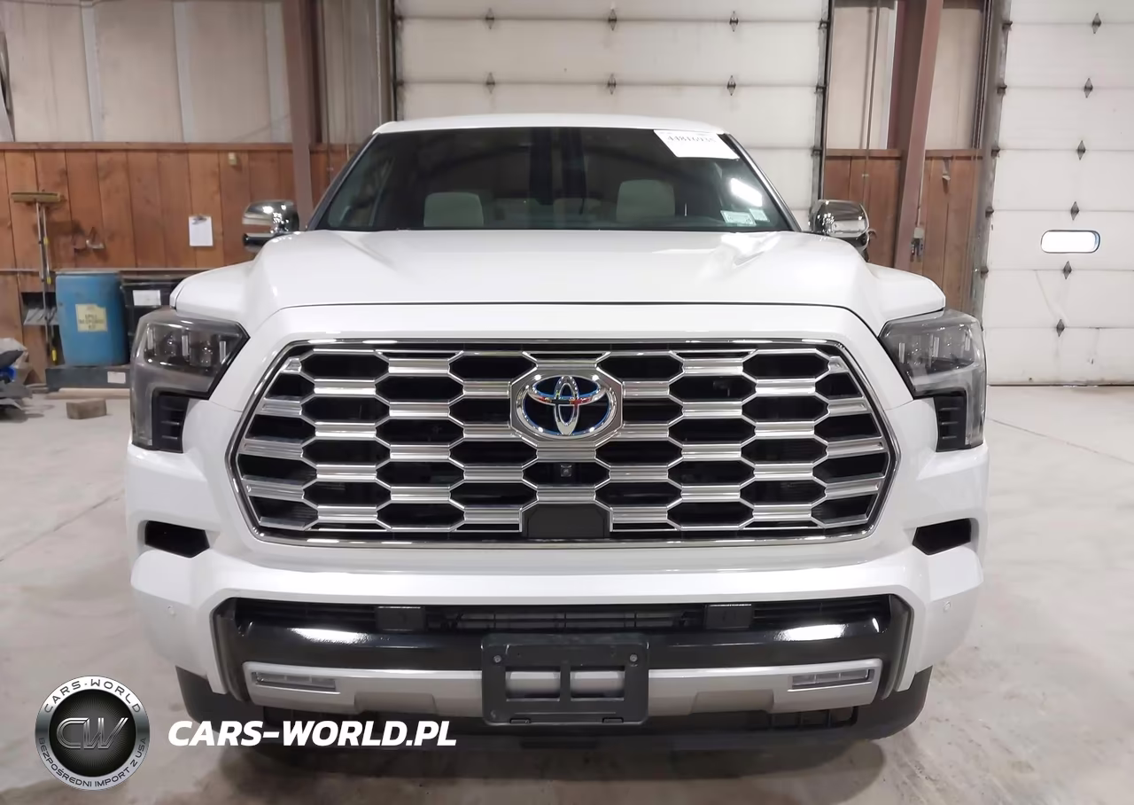 2024 Toyota Sequoia Capstone VIN:7SVAAABA8RX035182 - 12