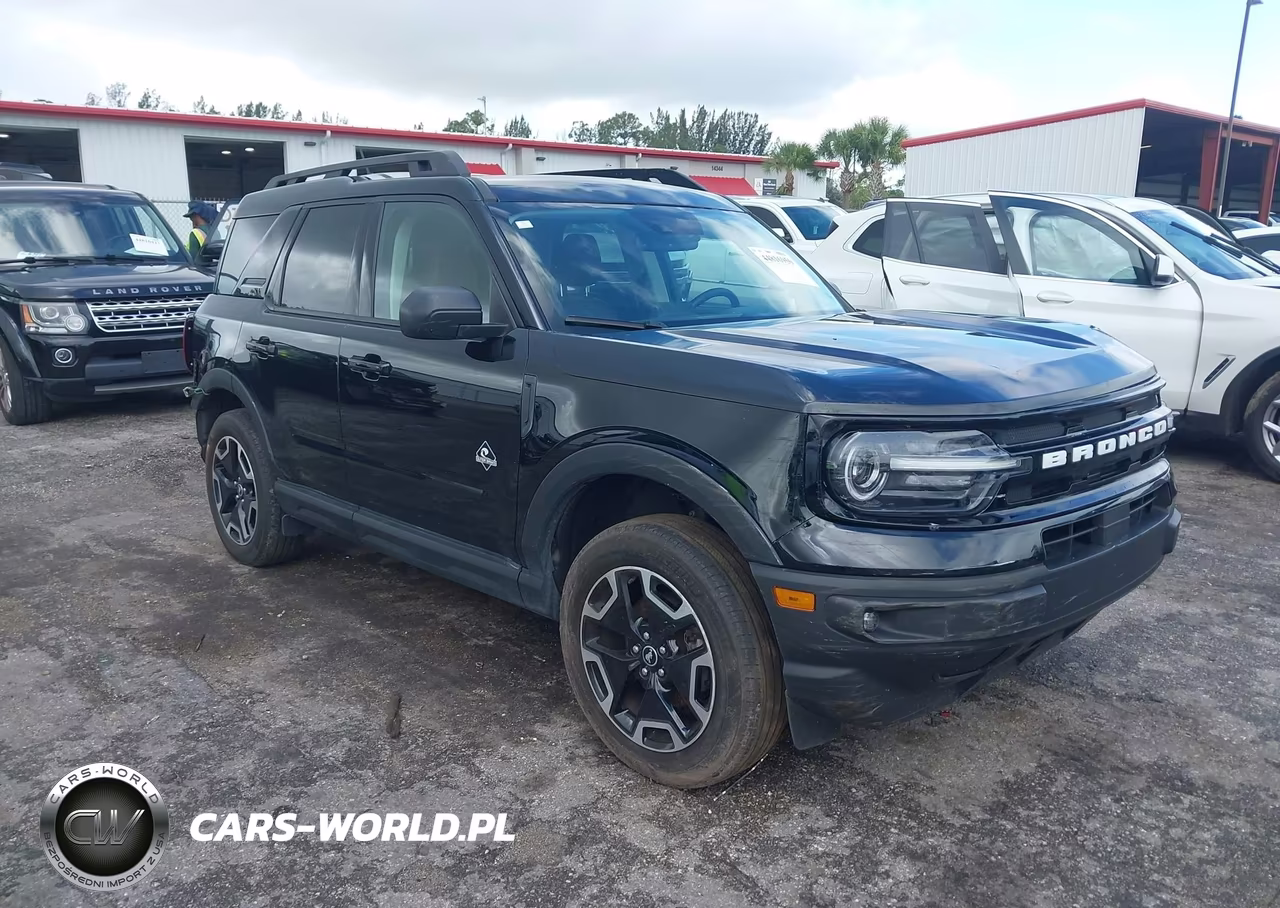 2023 Ford Bronco Sport Outer Banks – zdjęcie 1 z 15