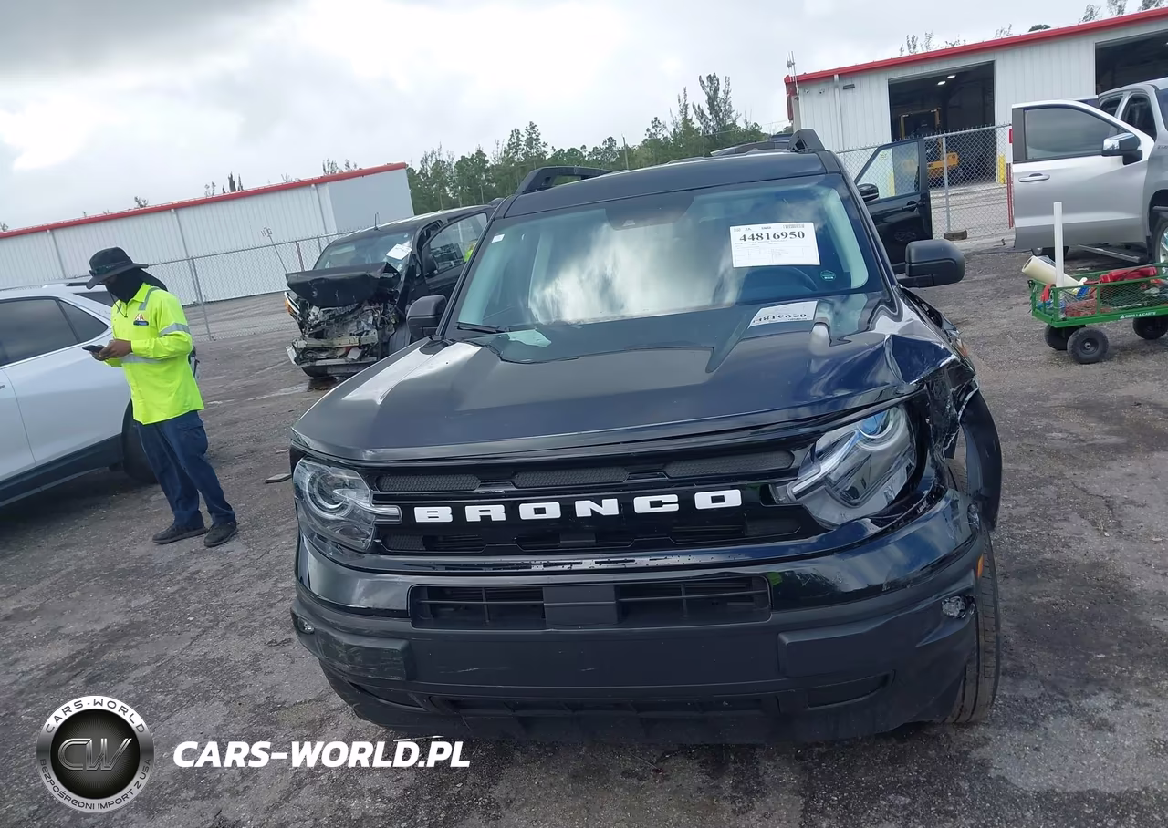 2023 Ford Bronco Sport Outer Banks VIN:3FMCR9C6XPRE06798 - 11