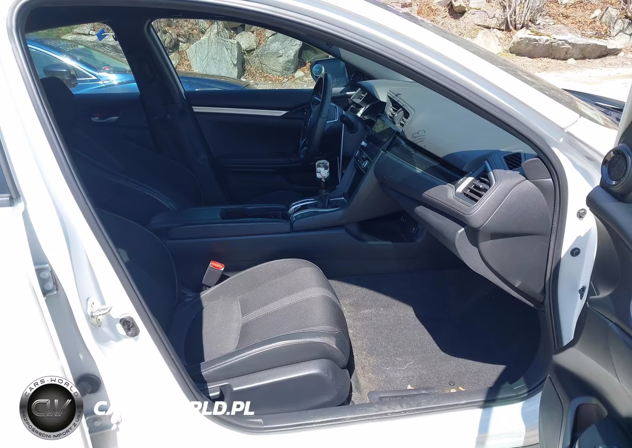 2019 Honda Civic Sport VIN:2HGFC2E88KH511161 - 5