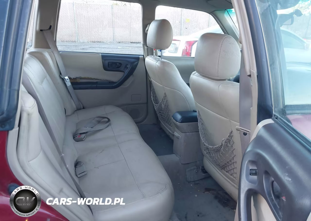 2000 Subaru Forester S VIN:JF1SF6552YH711510 - 8
