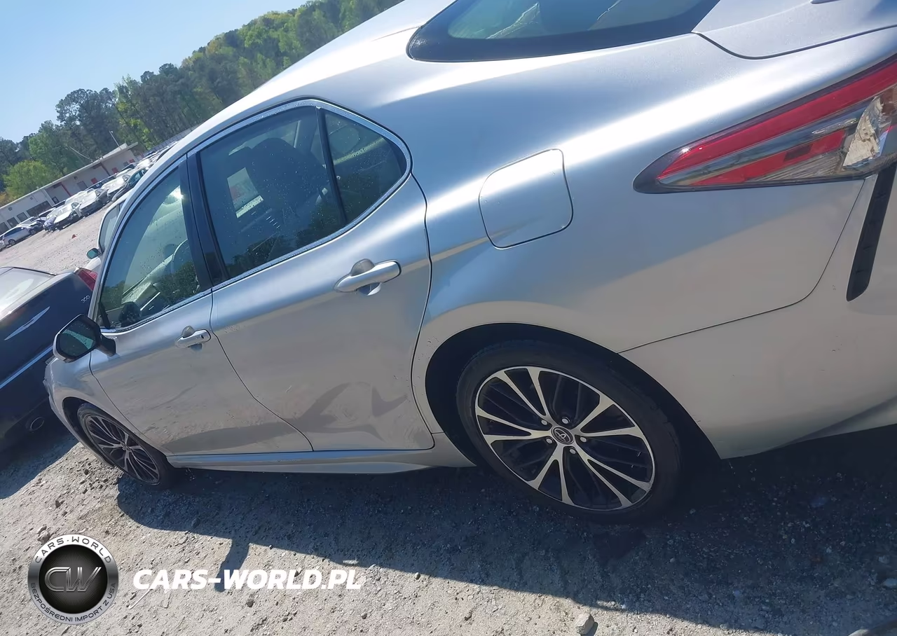 2018 Toyota Camry Se VIN:JTNB11HK4J3019325 - 14