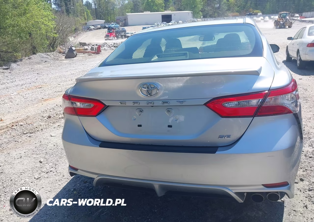 2018 Toyota Camry Se VIN:JTNB11HK4J3019325 - 16