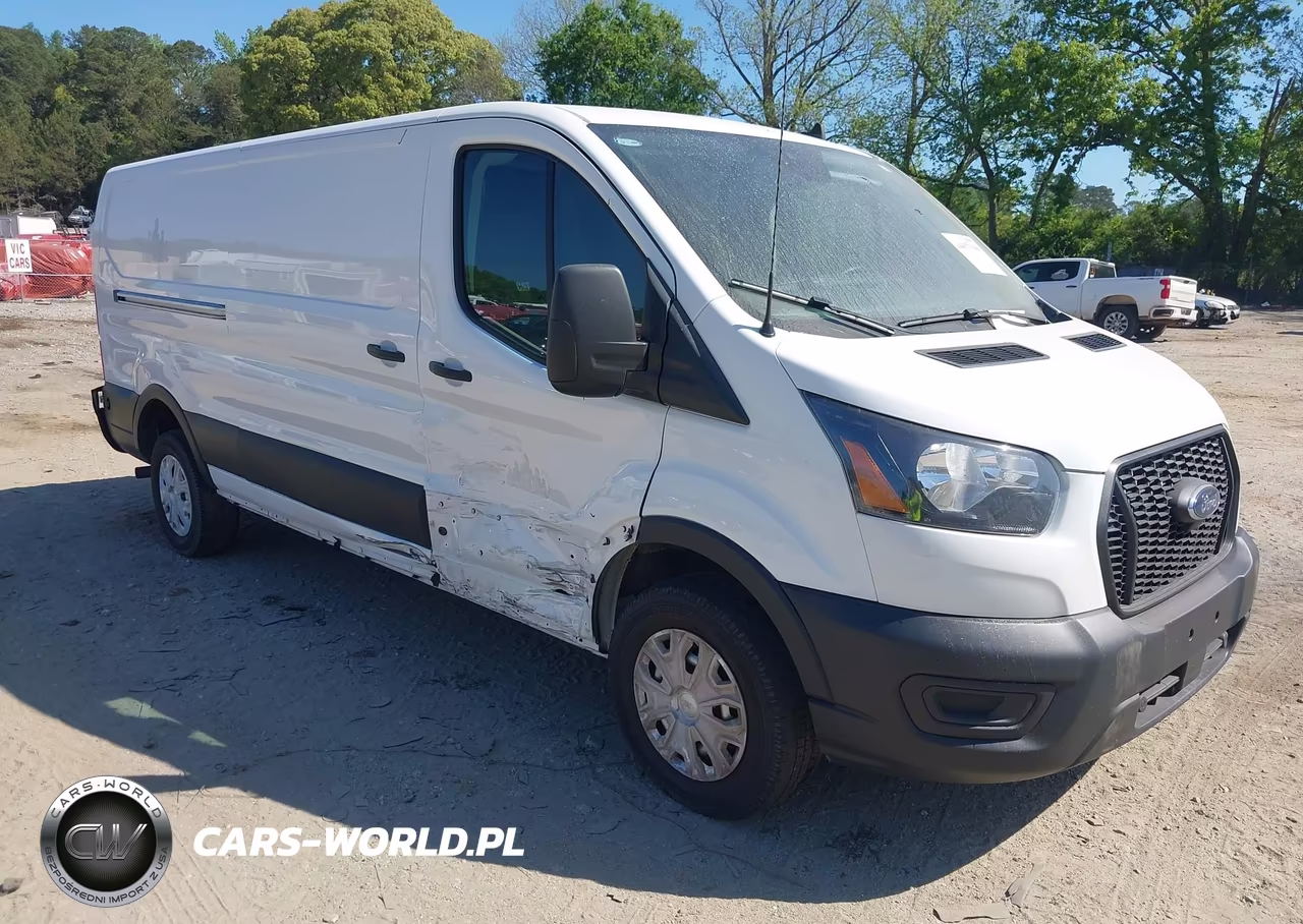 2025 Ford Transit-150