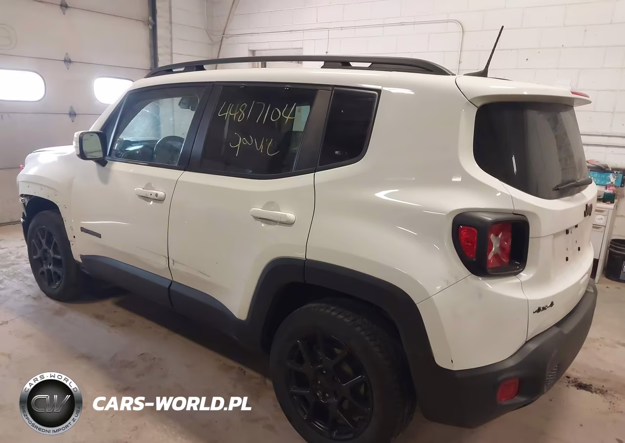 2019 Jeep Renegade Altitude 4X4 VIN:ZACNJBBB4KPK20832 - 3
