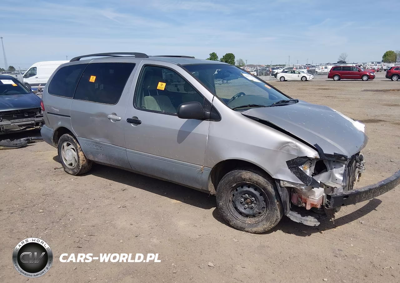 2001 Toyota Sienna Le