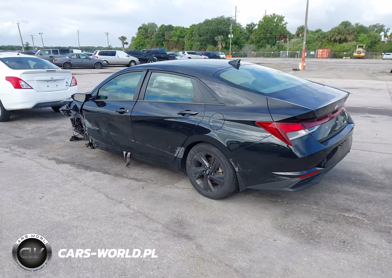 2022 Hyundai Elantra Sel VIN:5NPLM4AG0NH068149 - 3