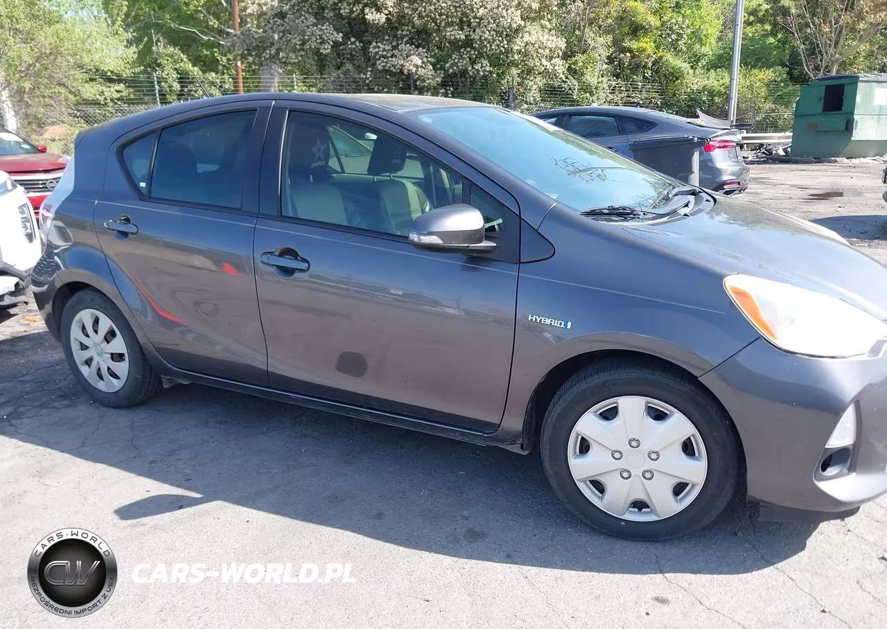 2012 Toyota Prius C Two VIN:JTDKDTB38C1524078 - 13