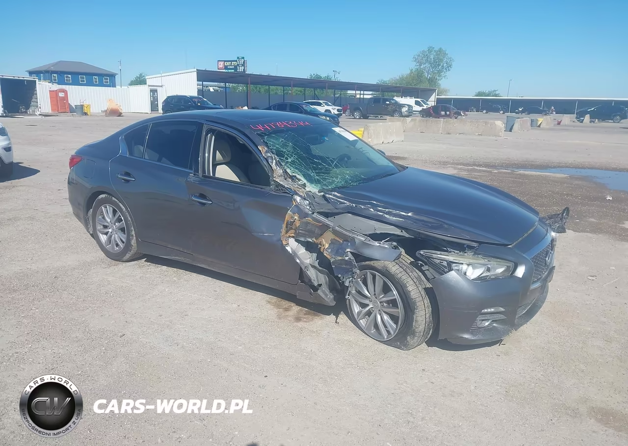 2015 Infiniti Q50 Premium