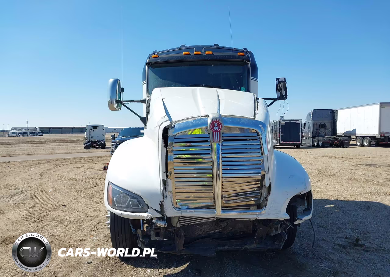 2008 Kenworth Construction T660 VIN:1XKADU9X88J234011 - 13