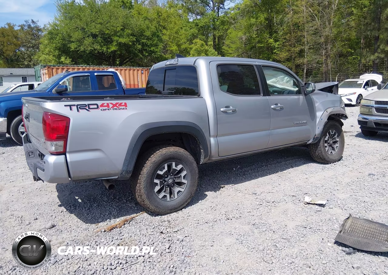 2017 Toyota Tacoma Trd Off Road VIN:3TMCZ5AN9HM107129 - 4