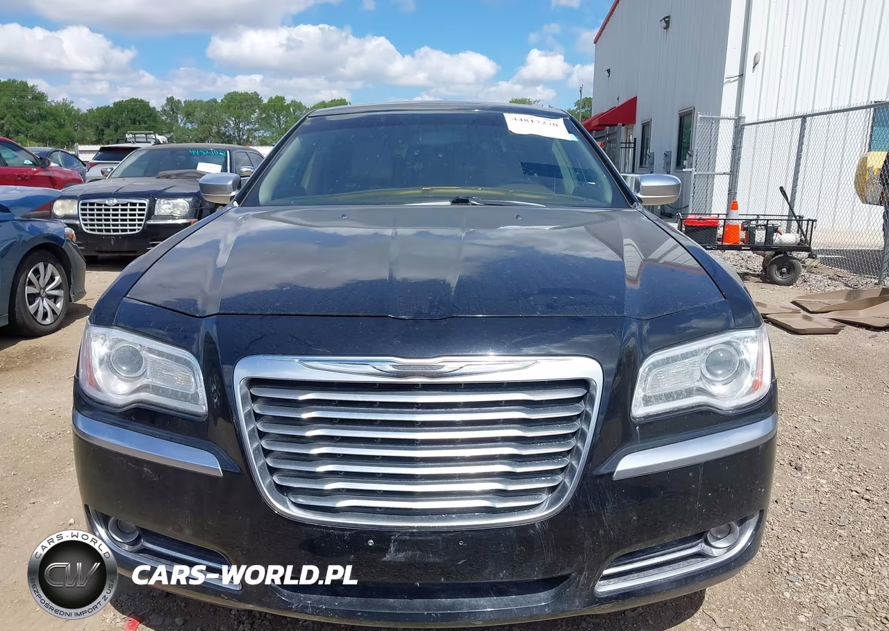 2013 Chrysler 300C Luxury VIN:2C3CCAST1DH621805 - 12