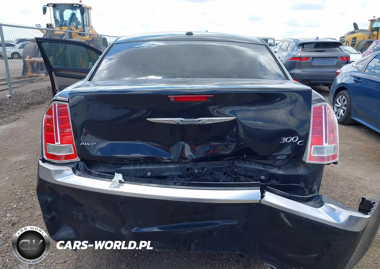 2013 Chrysler 300C Luxury VIN:2C3CCAST1DH621805 - 6