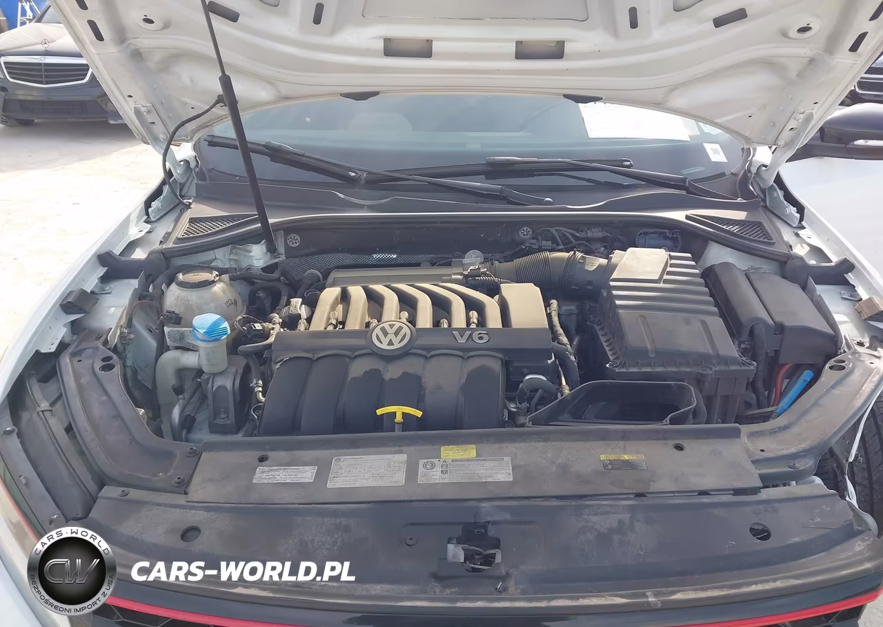 2018 Volkswagen Passat 3.6L V6 Gt VIN:1VWJM7A35JC040002 - 10
