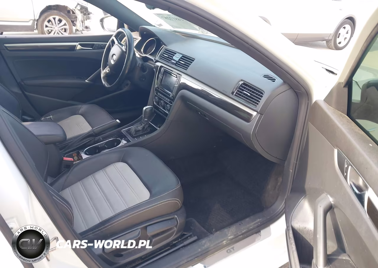 2018 Volkswagen Passat 3.6L V6 Gt VIN:1VWJM7A35JC040002 - 5