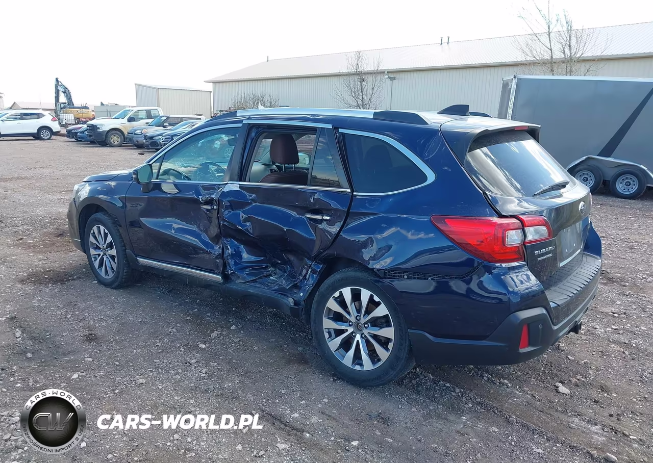 2018 Subaru Outback 3.6R Touring VIN:4S4BSETC0J3226685 - 3