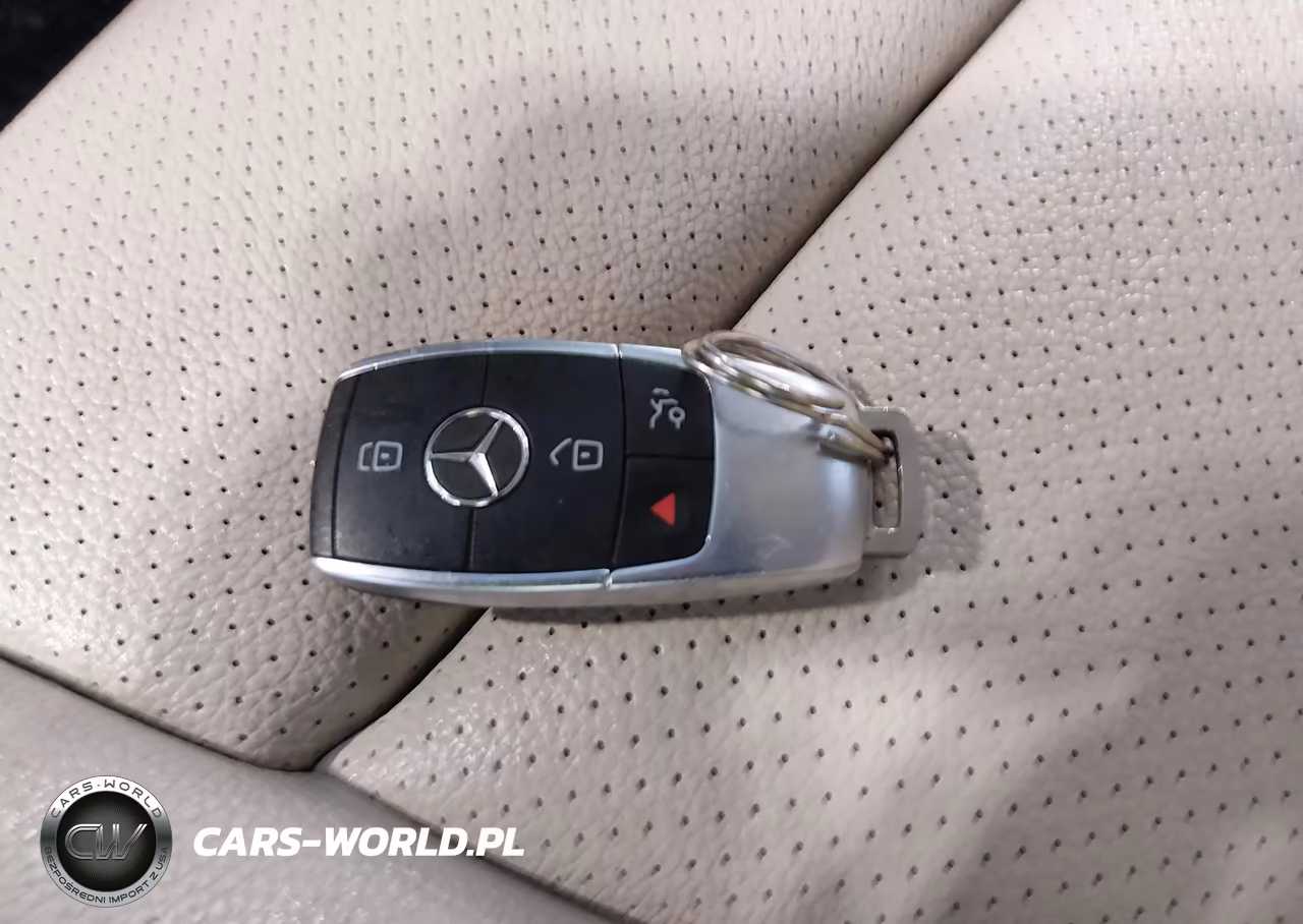 2021 Mercedes-Benz C 300 Sedan VIN:W1KWF8DBXMR647970 - 11