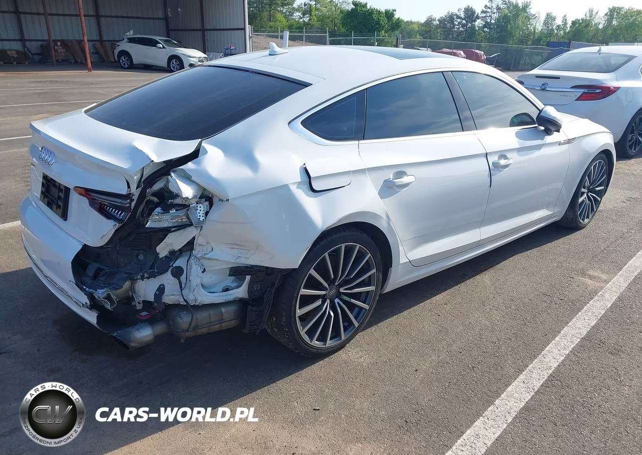 2019 Audi A5 45 Premium VIN:WAUBNDF53KA041012 - 4