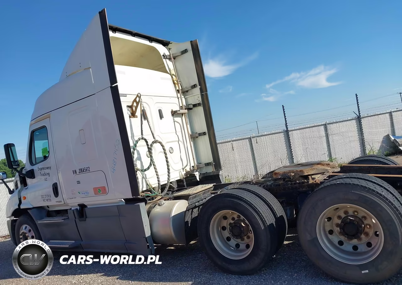 2018 Freightliner Cascadia 113 VIN:3AKJGHDV6JSKA5612 - 14